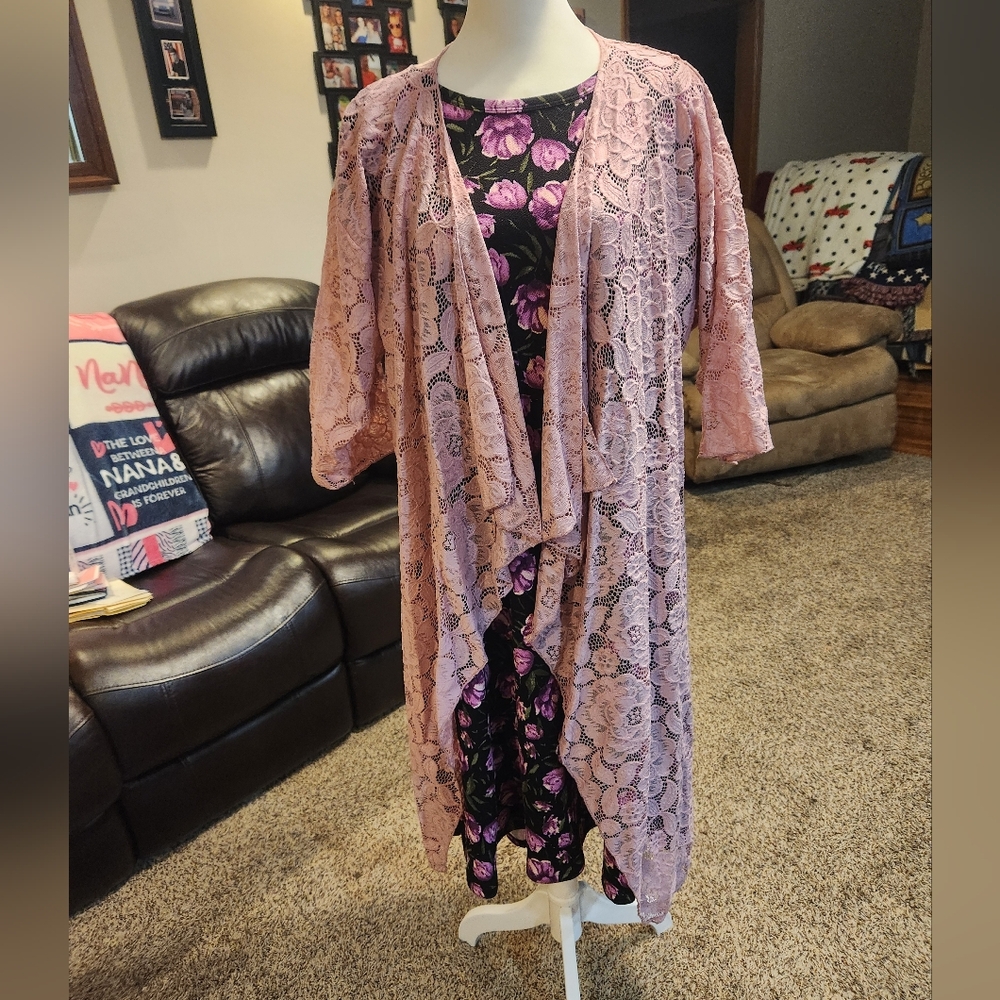 LuLaRoe Carly Dress - Picture 5 of 5
